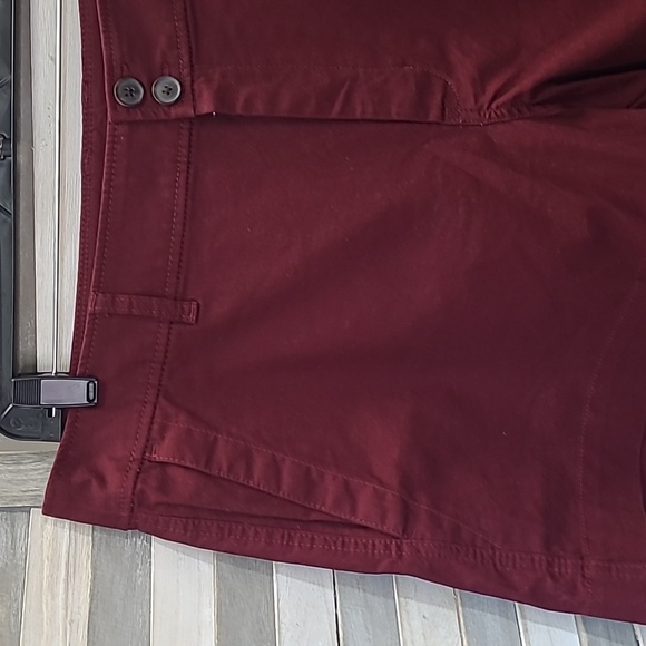 Stretch Shorts | A new day | 16 - Picture 3 of 8